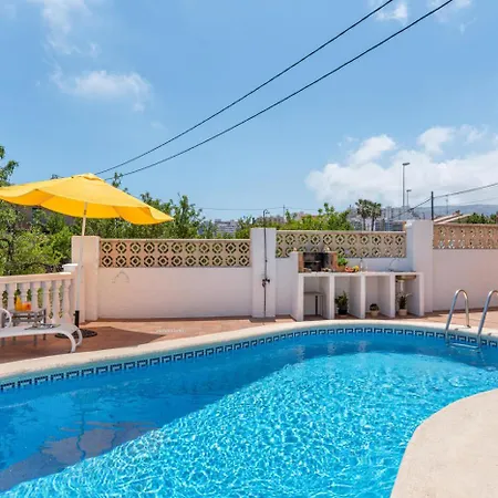 Caseta De Sau - Plusholidays Villa